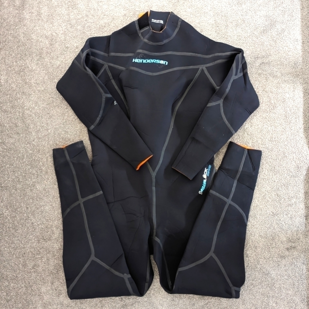 Henderson 3 mm wetsuit size 16